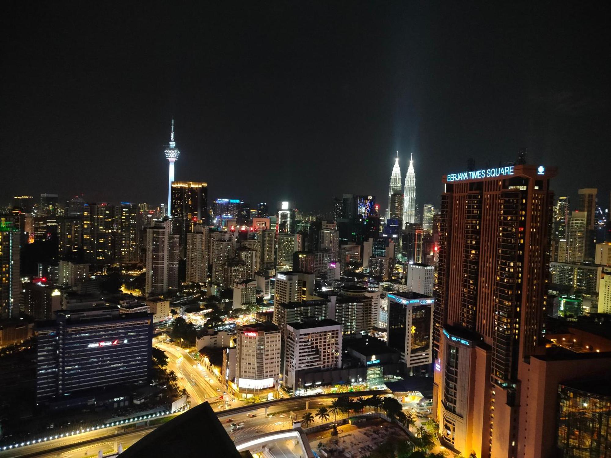 Lucentia Residence Bbcc @ Lalaport Kuala Lumpur Zewnętrze zdjęcie