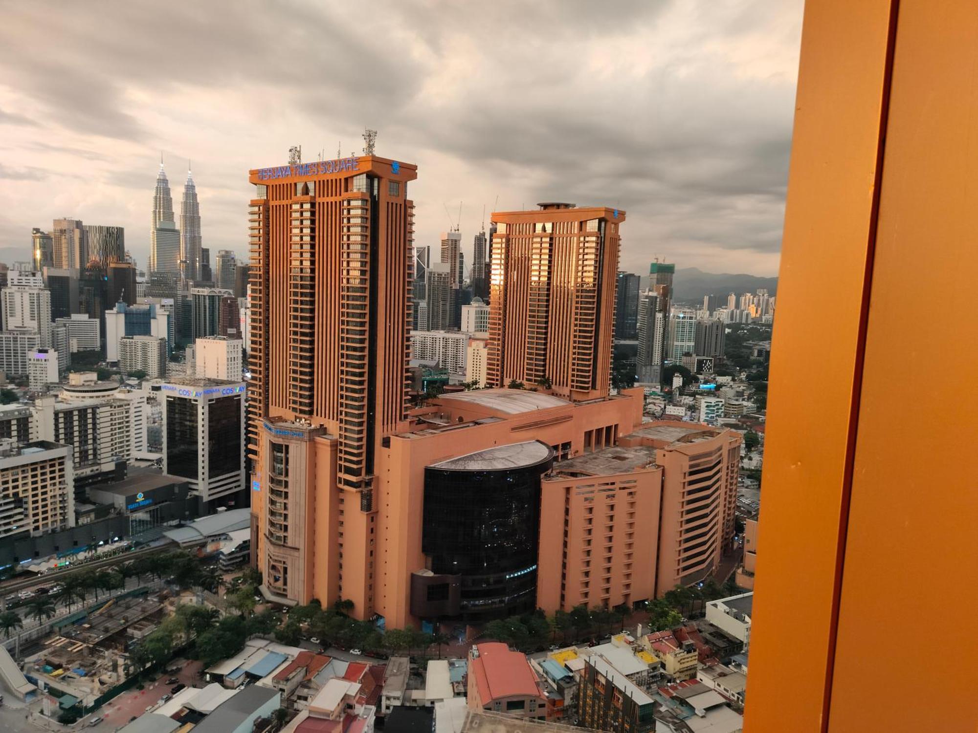 Lucentia Residence Bbcc @ Lalaport Kuala Lumpur Zewnętrze zdjęcie
