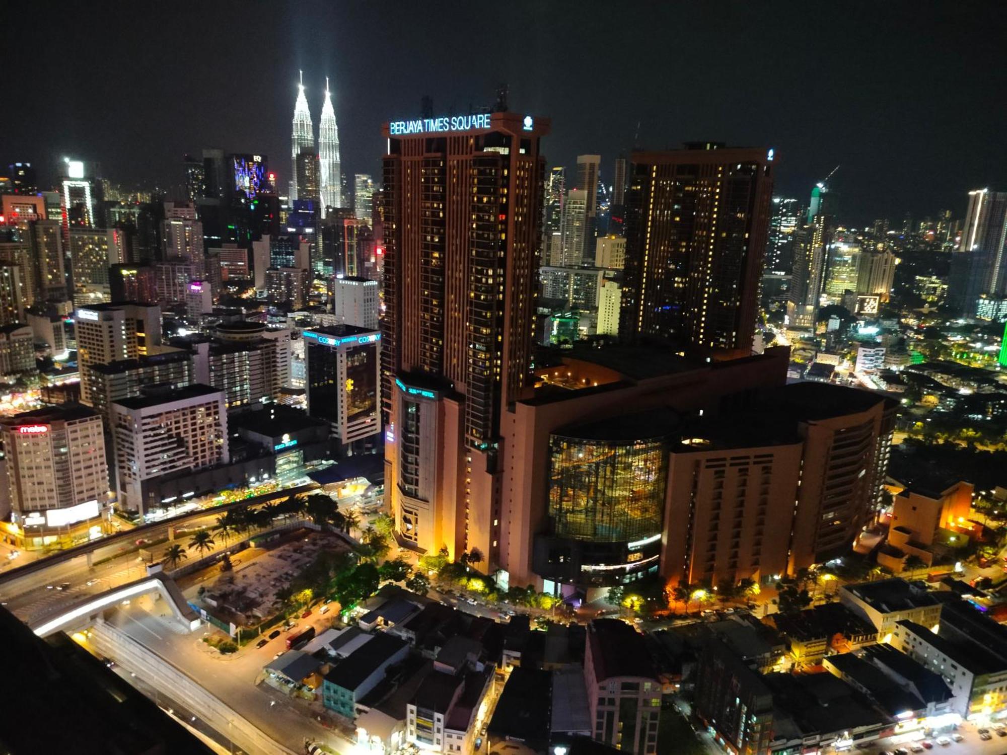 Lucentia Residence Bbcc @ Lalaport Kuala Lumpur Zewnętrze zdjęcie